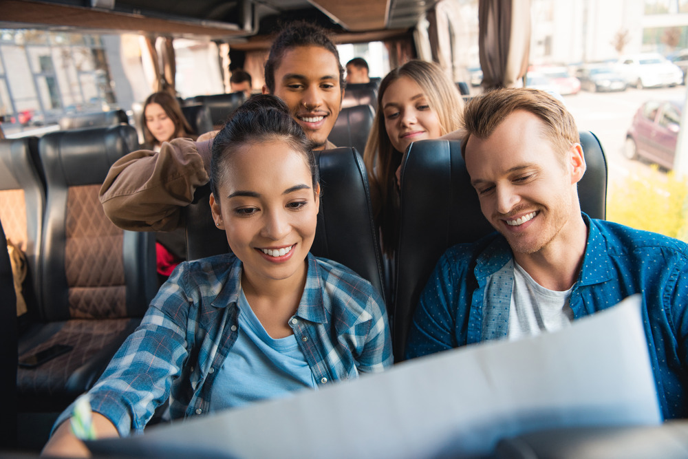 Pregătește-te corect pentru călătoria cu autocarul. Alege Elitur Trans pentru transport persoane internațional și călătorește confortabil!
